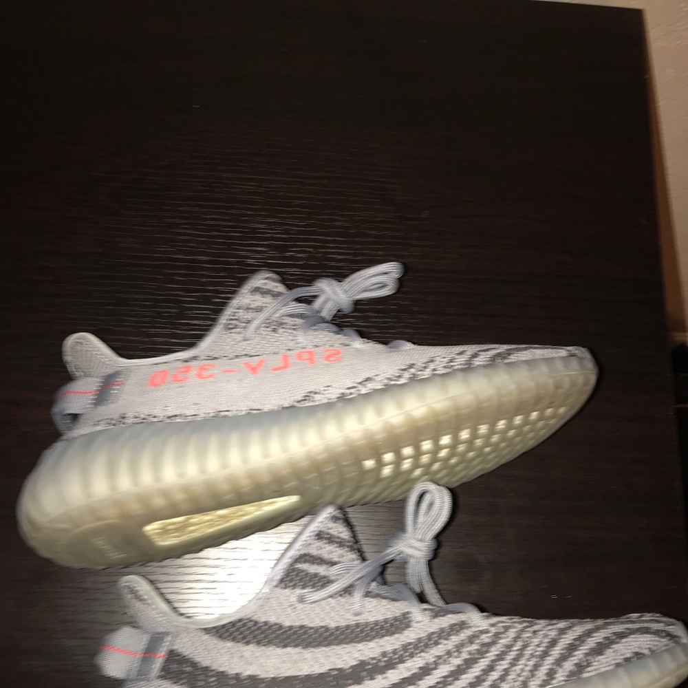 Yeezy beluga 2.0